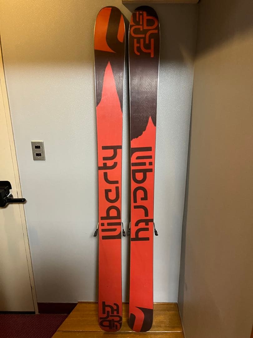 スキー板　LibertyリバティOriginPRO 184cm