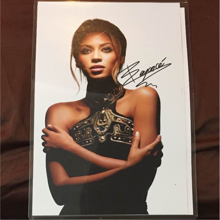 大幅値下げ！本物★鑑定書付き★ビヨンセ Beyoncé 直筆サイン！！！激レア