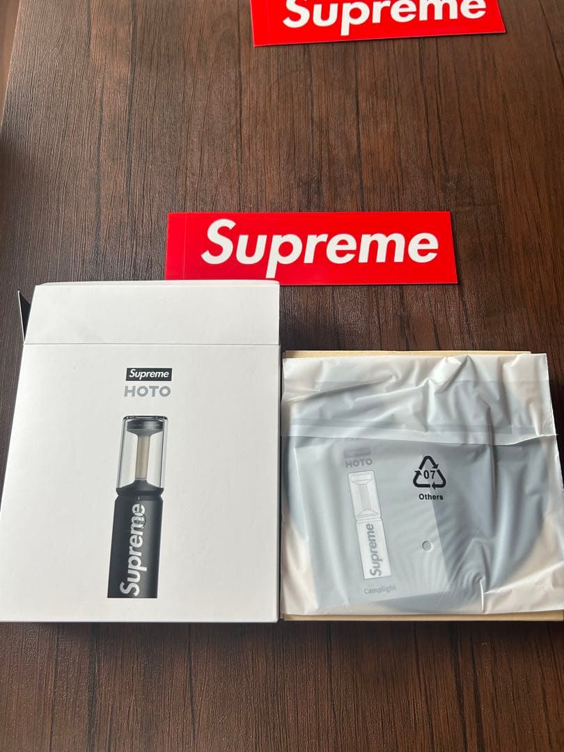 【新品未使用】Supreme HOTO Camp Light ×ステッカー2枚