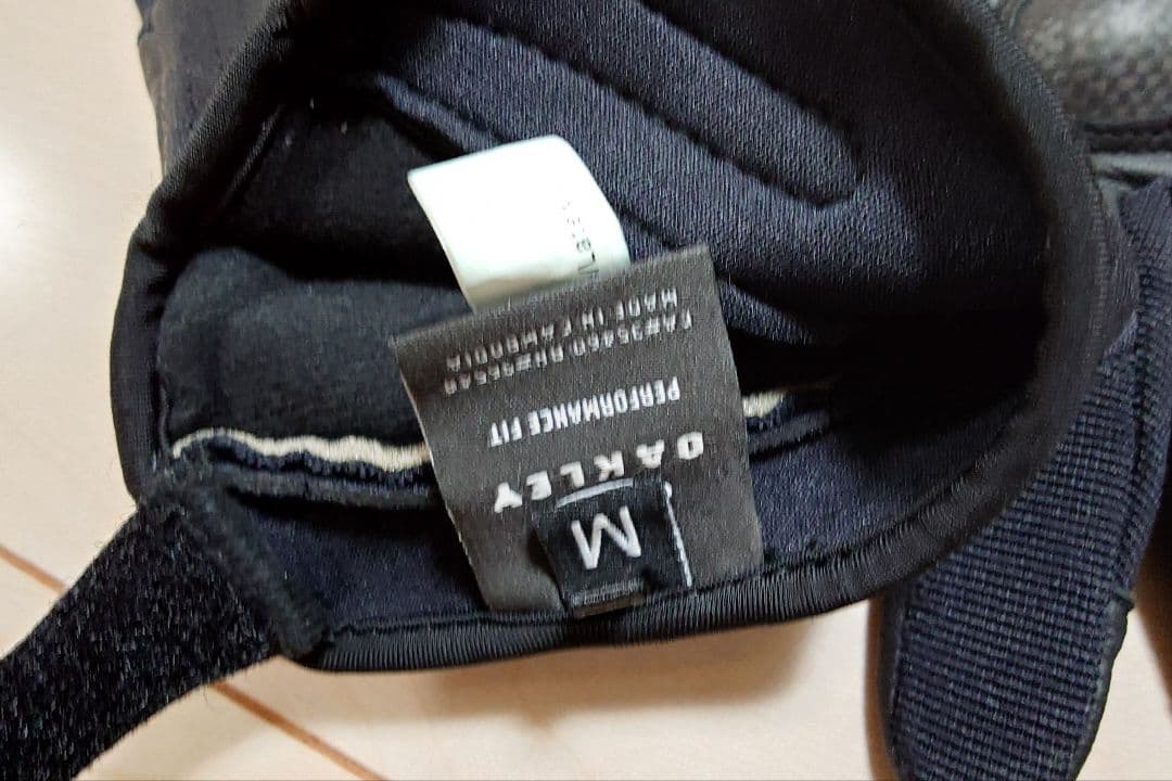 オークリー ファクトリーパイロット2.0グローブ ブラック サイズM