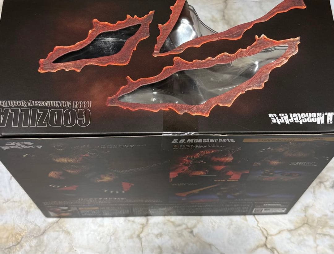 S.H.MonsterArts ゴジラ (1995) 70周年特別記念Ver.