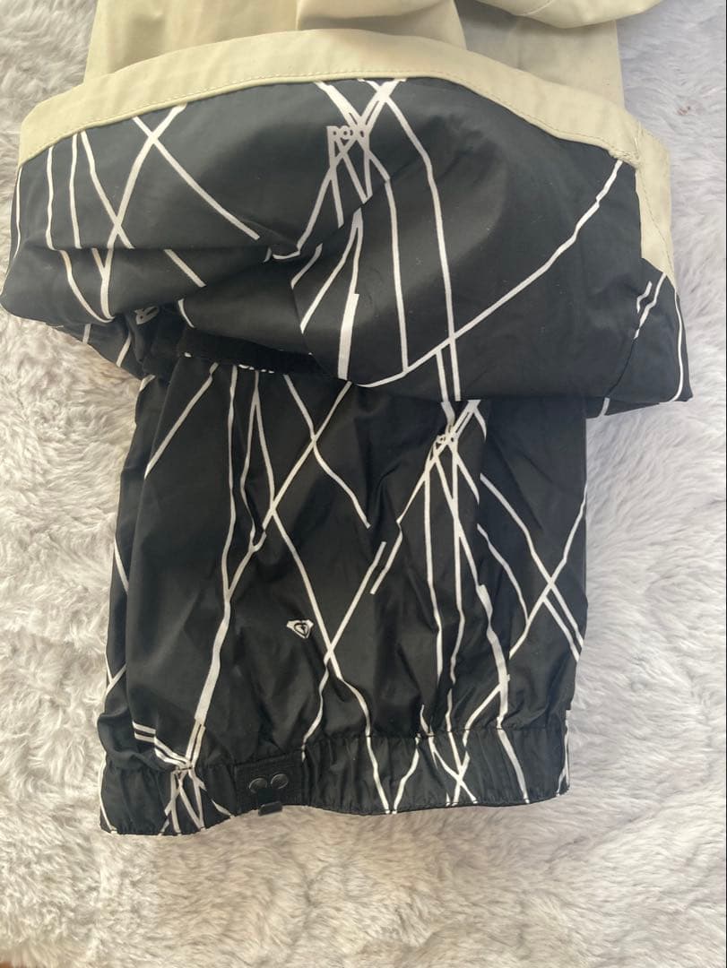 ROXY スキーウェアー（上下セット）