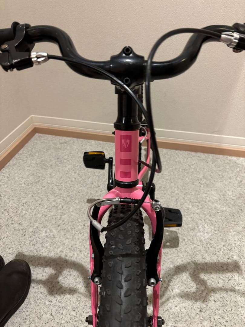 トレック　『PRECALIBER 16』　ピンク