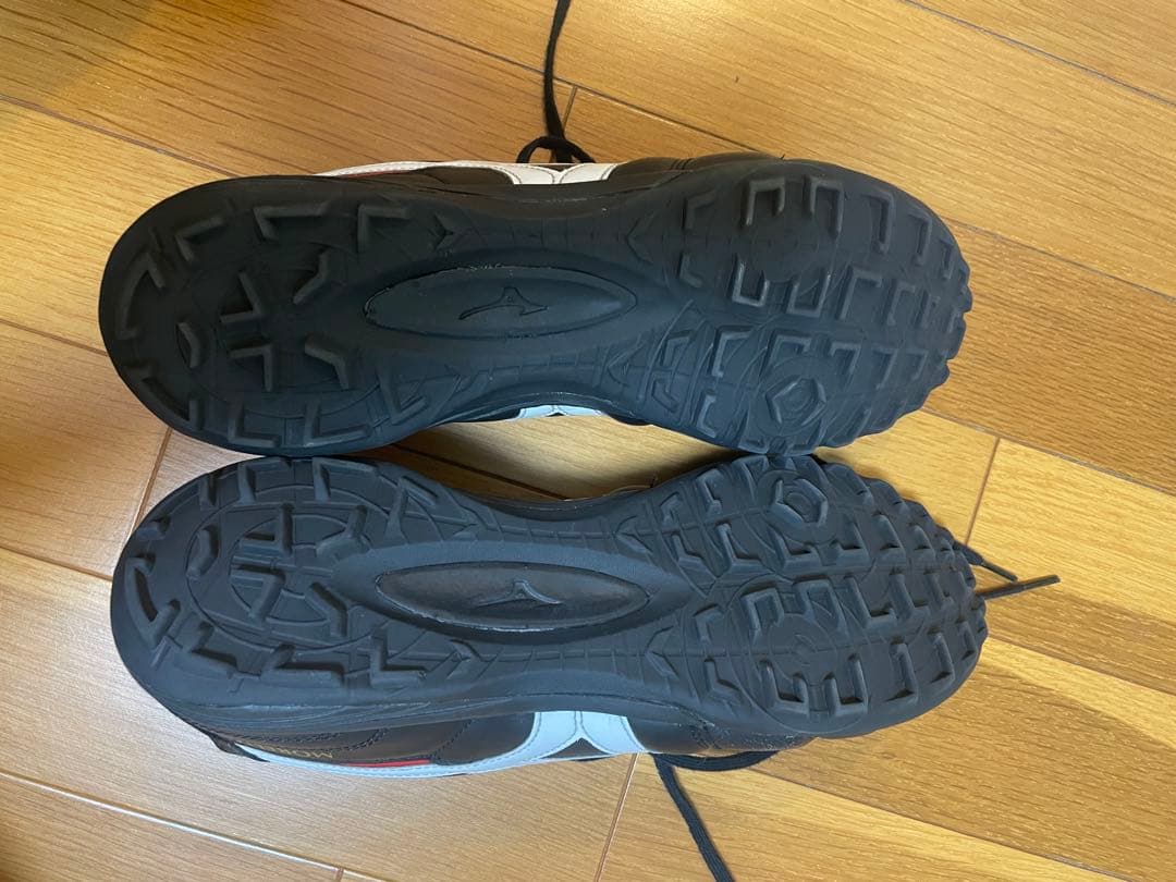 マ*☆様 1*6様 ミズノ モレリア MORELIA トレーニングシューズ 27