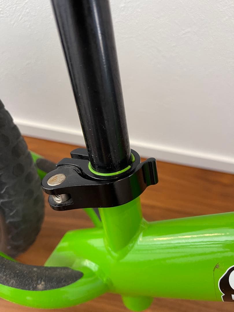 STRIDER ストライダー 12インチ　バランスバイク　グリーン