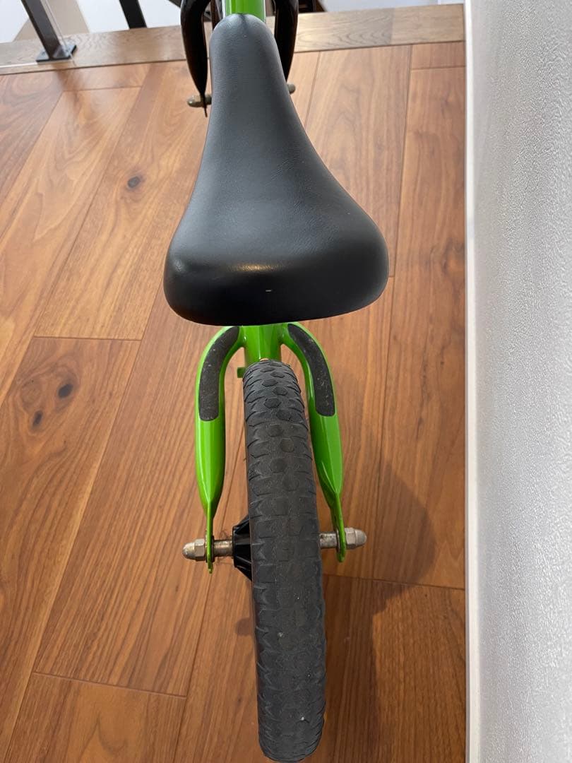 STRIDER ストライダー 12インチ　バランスバイク　グリーン