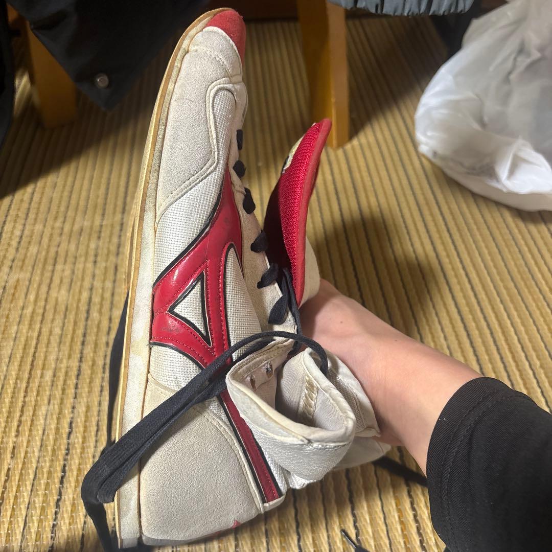 Mizuno ボクシングシューズ レッド/ホワイト　ハイカット