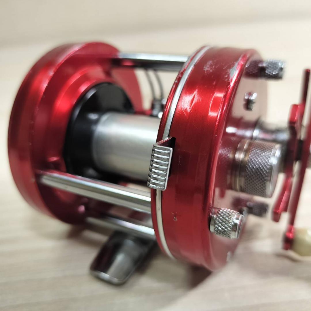 ☆ABU GARCIA アブ アンバサダー 5000　ビンテージリール　赤