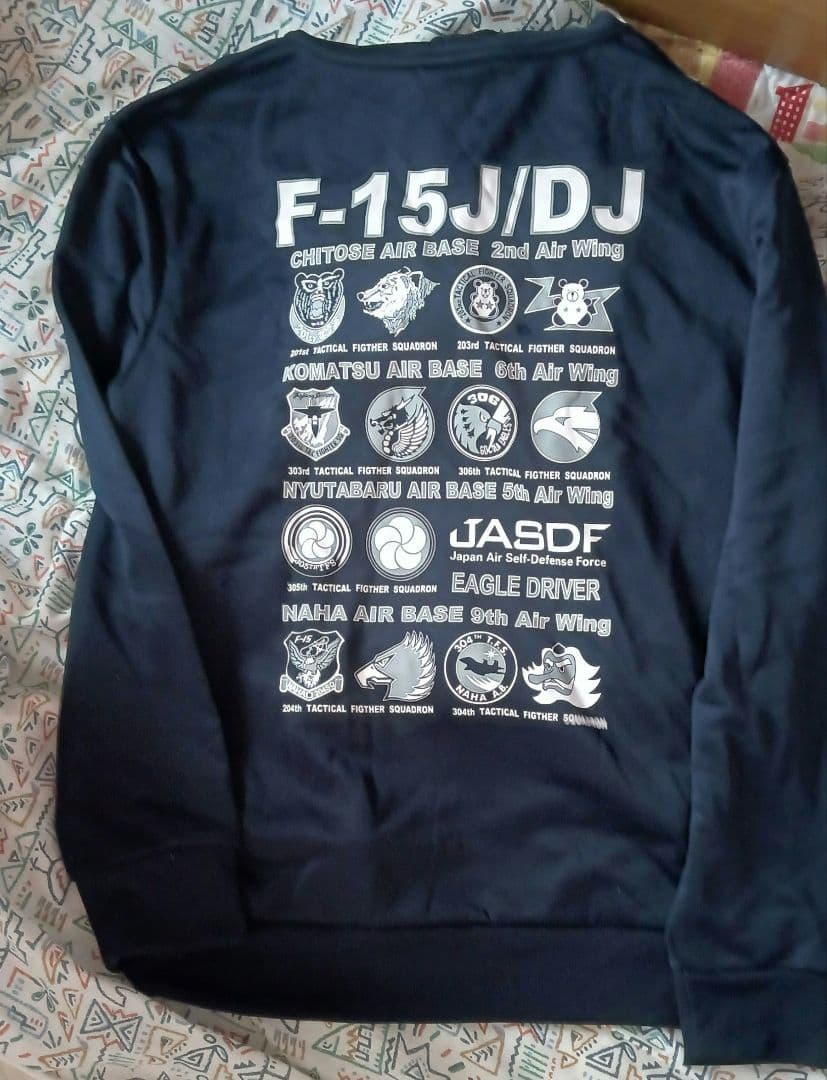 【入手困難】JASDF f-15尾翼マークバックプリント ジップアップパーカー
