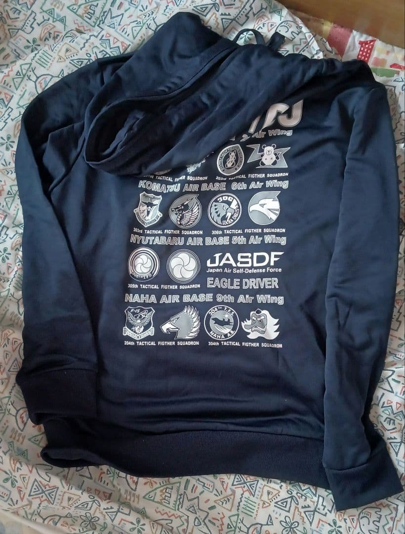 【入手困難】JASDF f-15尾翼マークバックプリント ジップアップパーカー