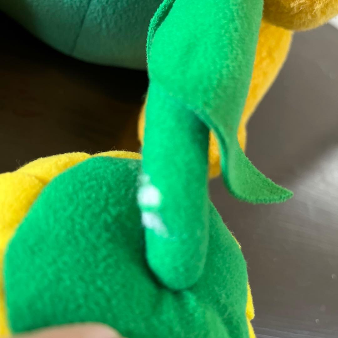 【希少】ディズニー くまのプーさん ひまわり ぬいぐるみ（ハチ付き）