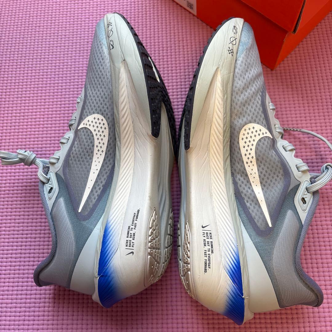 ナイキ ズームフライ6 ウィメンズ25㎝