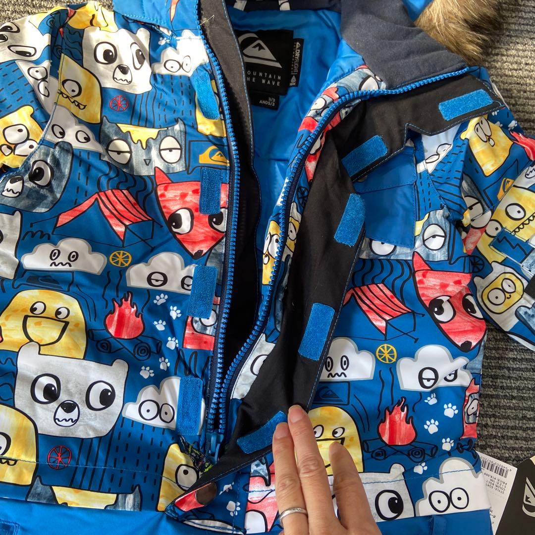 新品・未使用⭐️クイックシルバー　キッズ スノーボードウェア 100cm