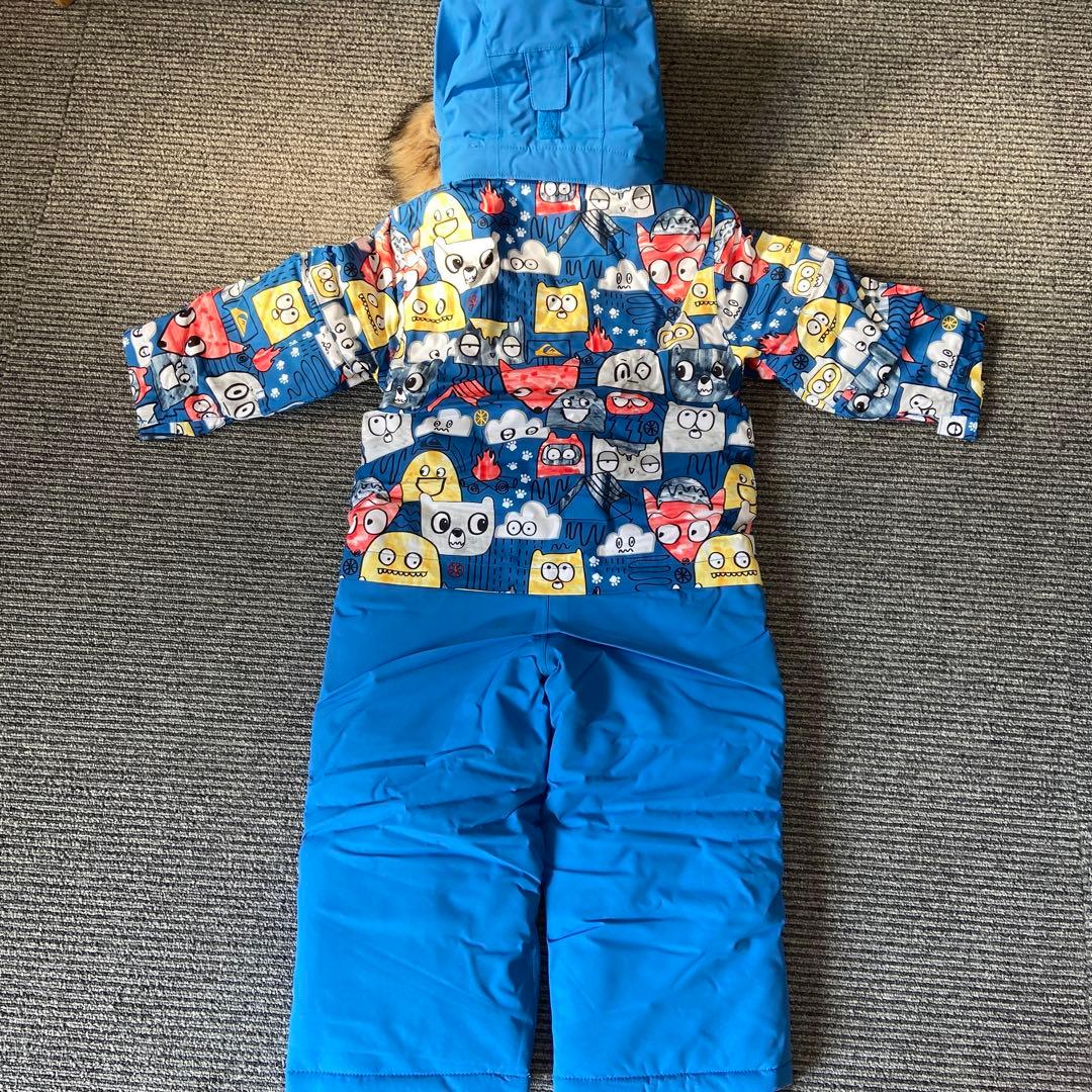 新品・未使用⭐️クイックシルバー　キッズ スノーボードウェア 100cm