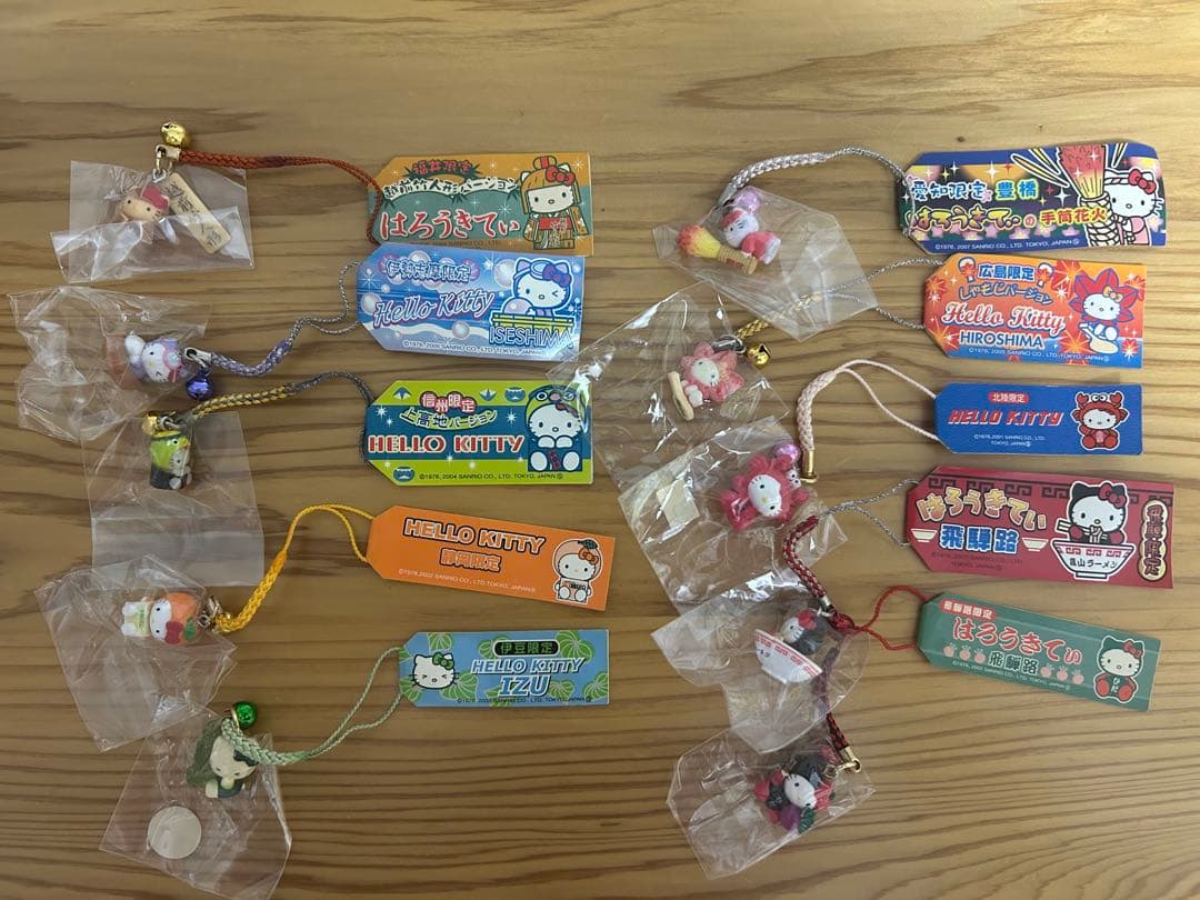 ご当地キティ　39個　根付け・ストラップ まとめ売り