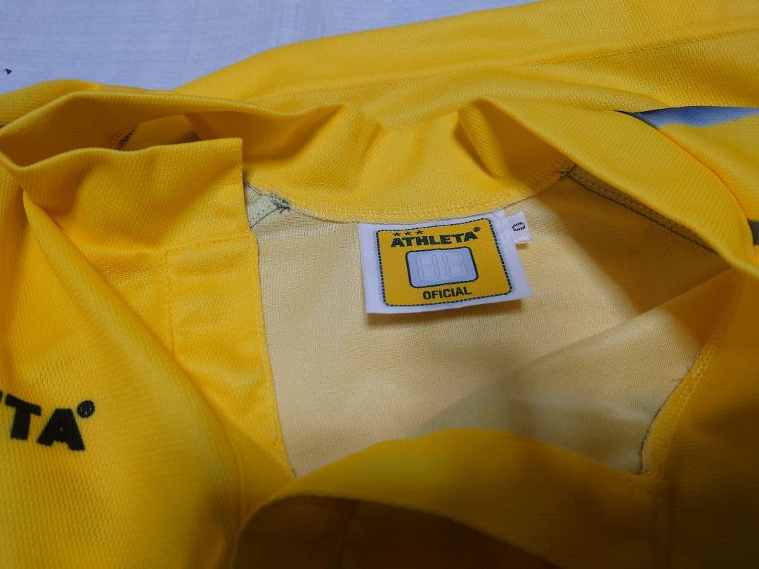 ペスカドーラ町田　金山友紀サイン入り　ユニフォーム　Fリーグ