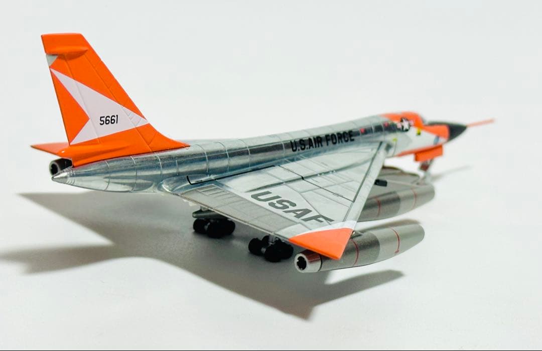 航空機・ヘリコプター HERPA 1/200 Convair XB-58 Hustler