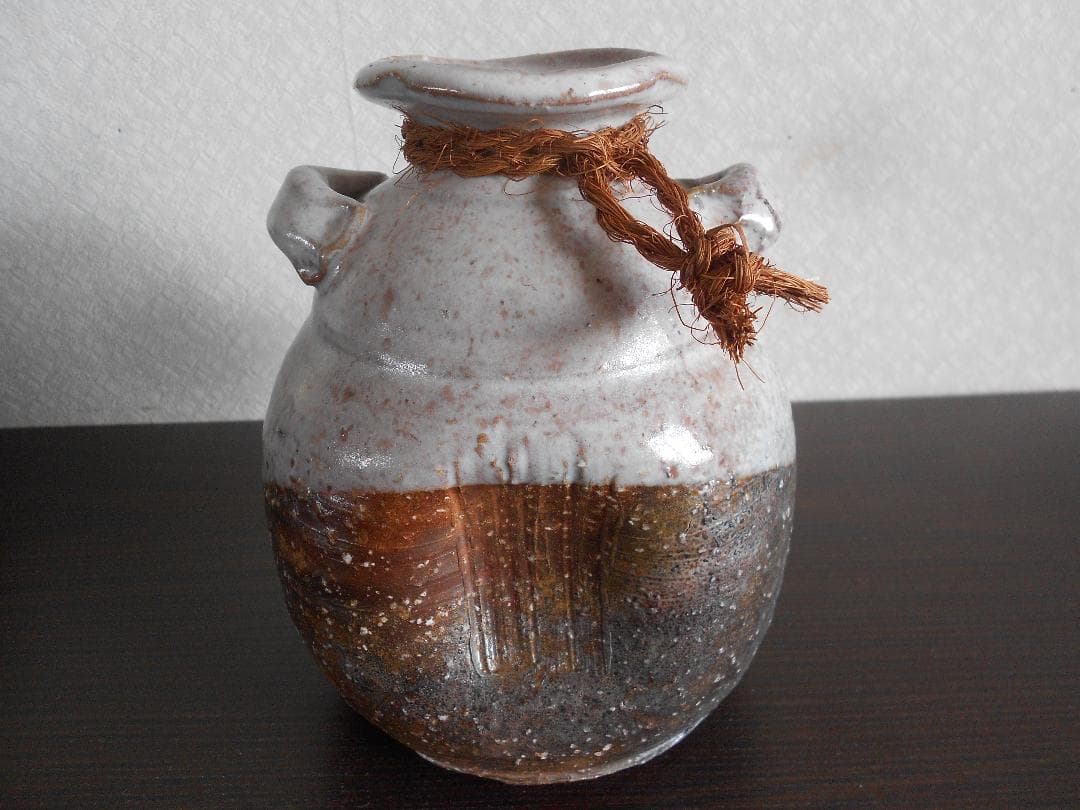 【稀な】　１３代　田原陶兵衛　造　灰被り掛花入