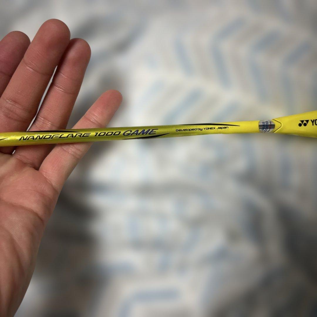 バトミントンラケット＆基礎程度のシャトル2筒