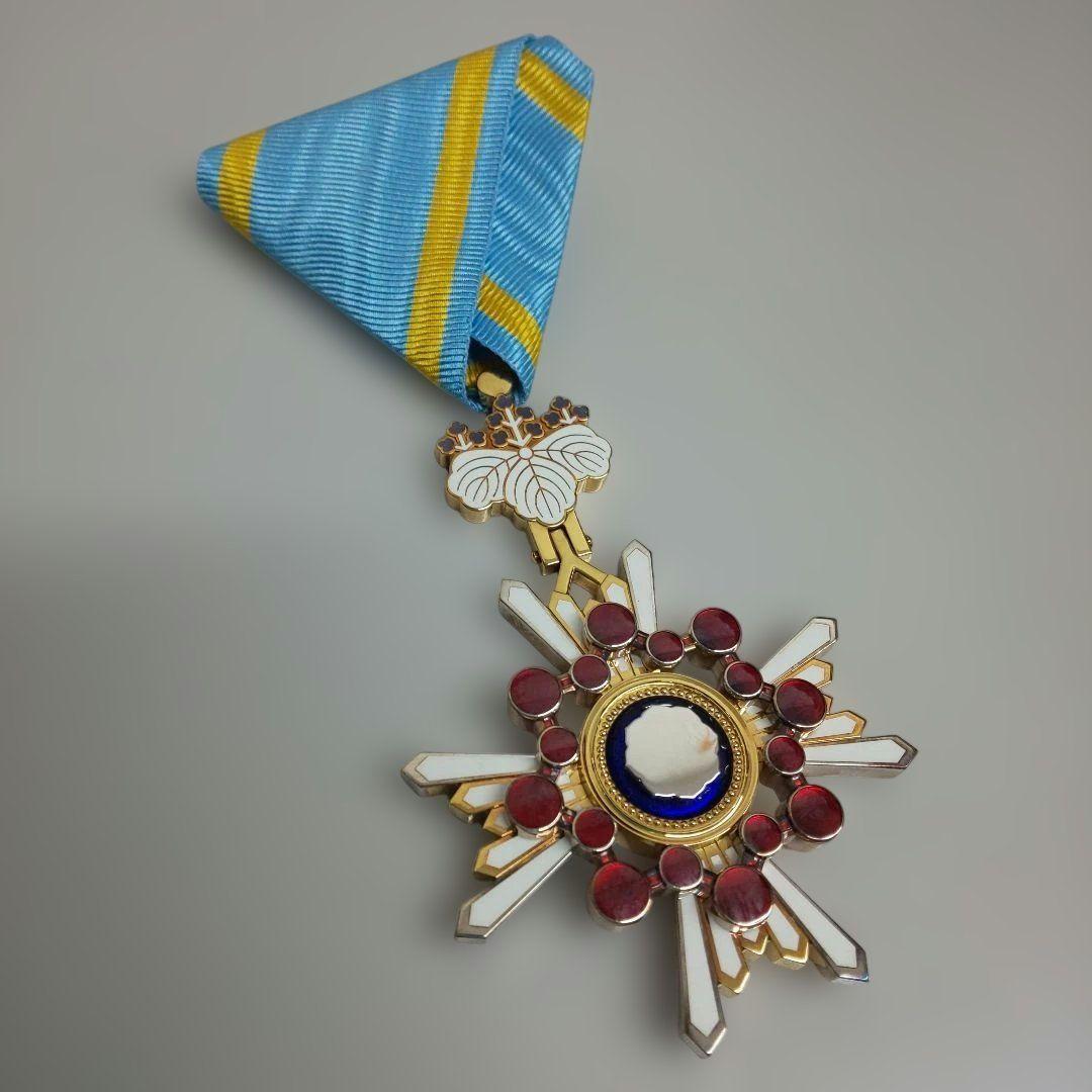 瑞宝双光章 共箱 佩用金具