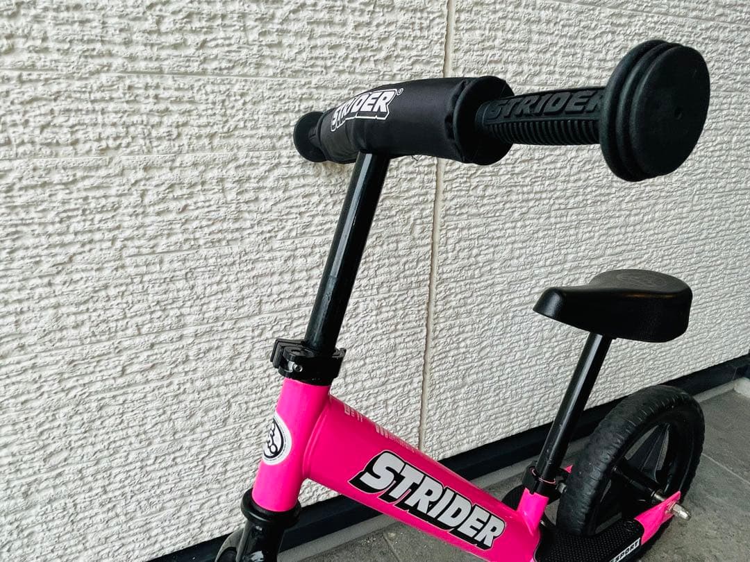 ストライダー　スポーツモデル　ピンク 12インチ