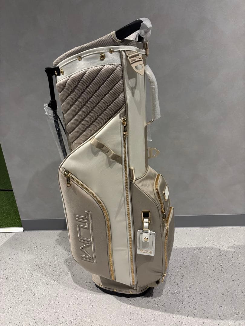 TUMI キャディバッグ ホワイト/ベージュ