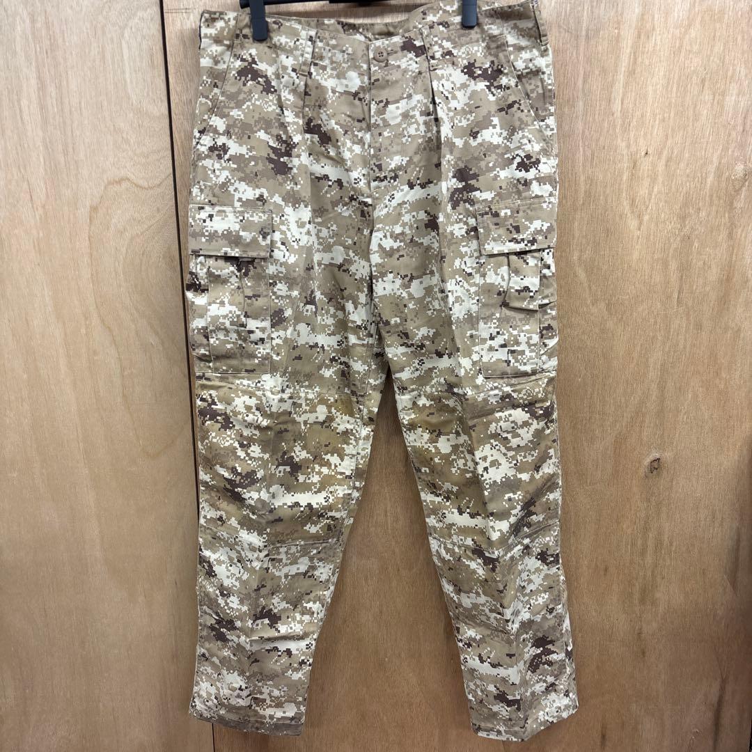 アメリカ軍　迷彩服上下セットとハット　0127o0138