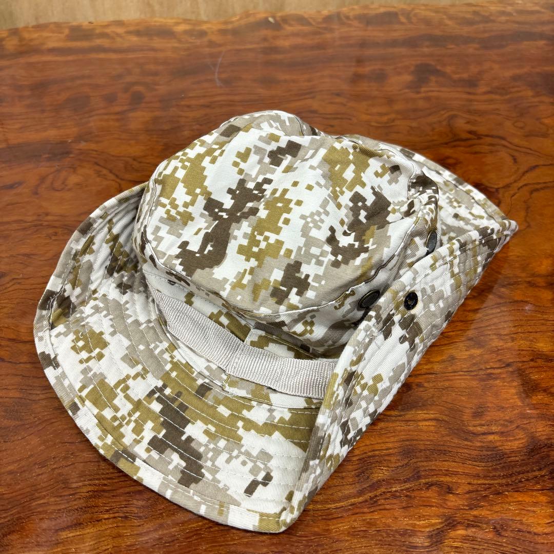 アメリカ軍　迷彩服上下セットとハット　0127o0138