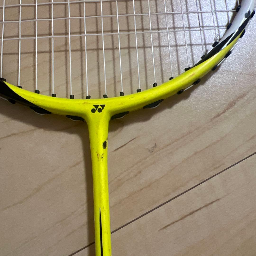 バドミントンラケット　アークセーバーzスラッシュ