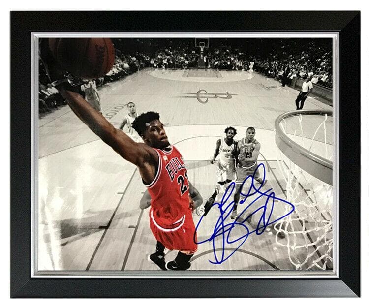 直筆サイン入り写真 ジミー・バトラー マイアミ・ヒート/フレーム別/ SA鑑定済