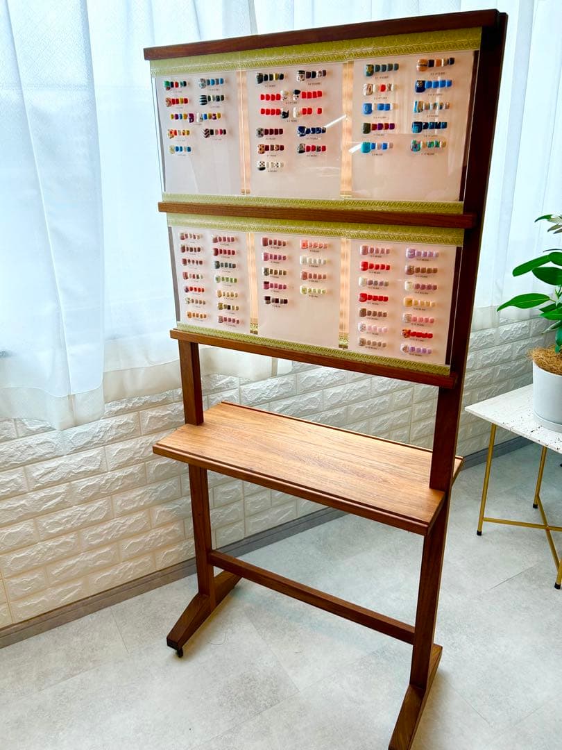 【定価15万のオーダーメイド品】ネイルディスプレイ台　ネイルサンプルディスプレイ