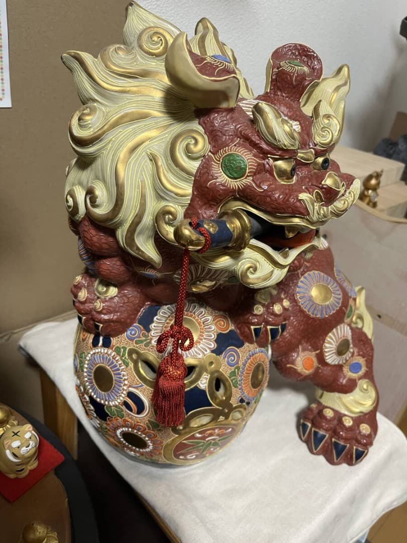 陶器製 獅子像 多色模様