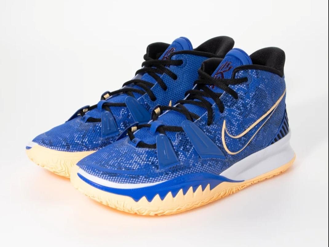 NIKE KYRIE 7　 ナイキ カイリー7