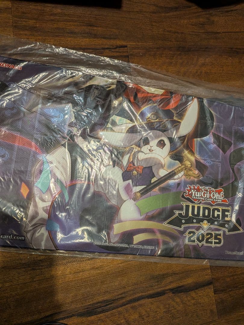 8 遊戯王 海外 トップハットヘア JUDGE 2025 プレイマット