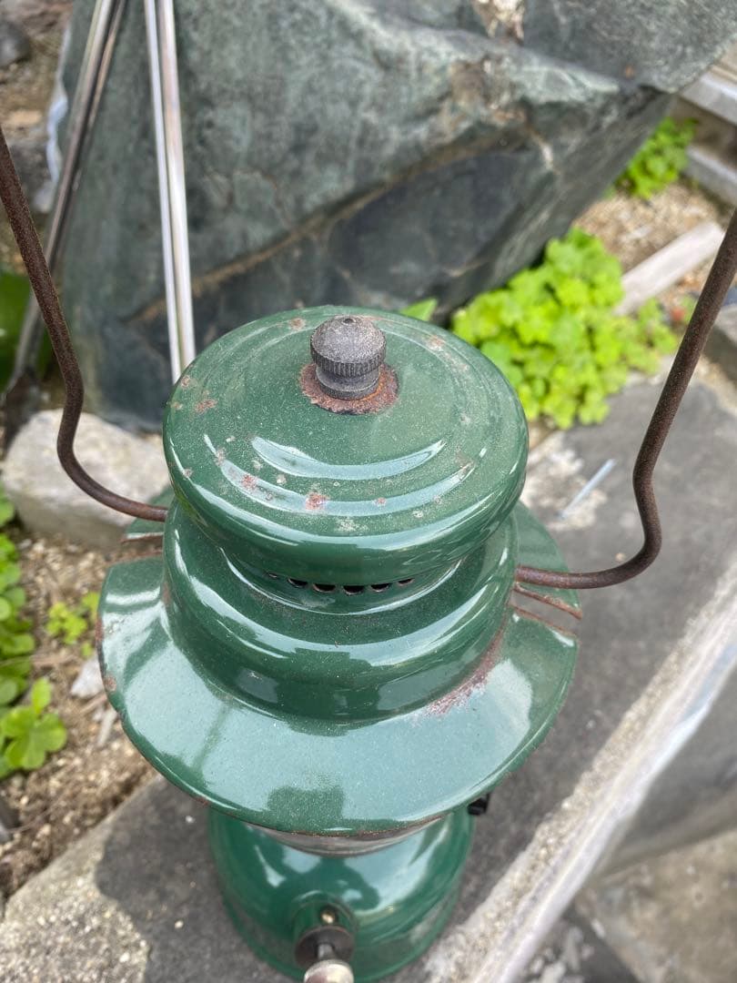 コールマン　ガソリンランタン　242C