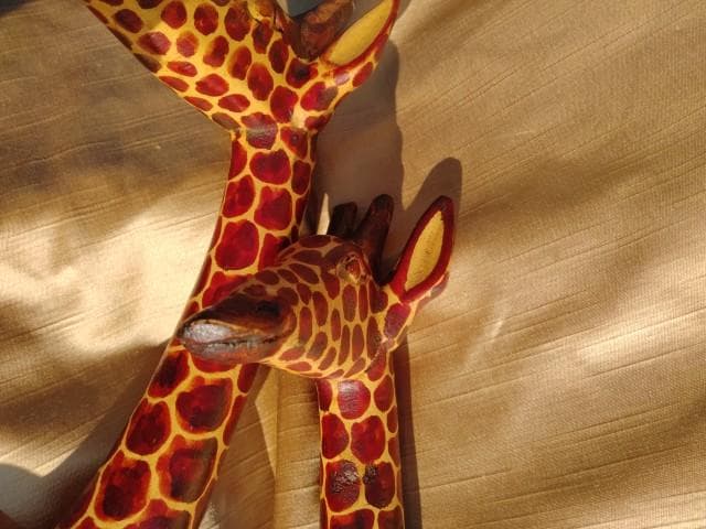 高身長　63cm　キリン　2頭　一刀彫　一つの木材　迫力