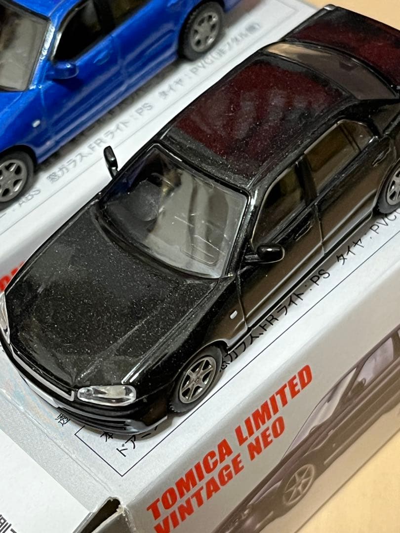 トミカリミテッドヴィンテージNEO スカイライン 25 GT-V 2台セット