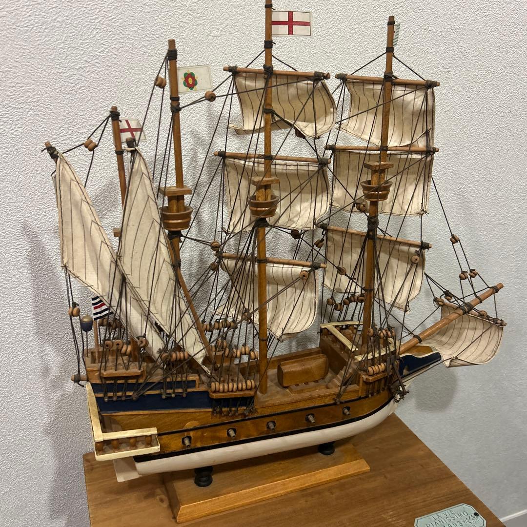 revenge ガレオン船　イギリス　帆船　ボート　ビンテージ　アンティーク