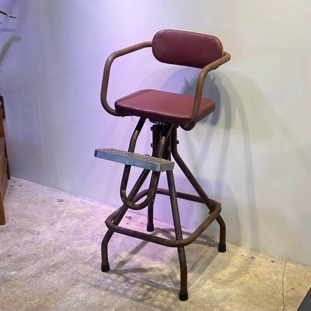 回転式ハイチェア カウンターチェア ディスプレイ 座面小さめ