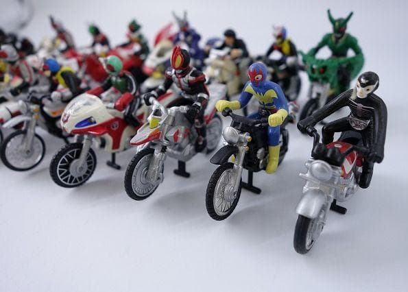 特撮キャラクター 仮面ライダー バイクキャラウィール 20体 合金