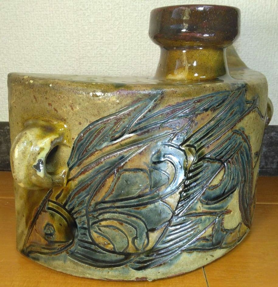 人間国宝 金城次郎 魚海老紋抱瓶 栞 共箱(本人書付) 壷屋焼 やちむん 大きい