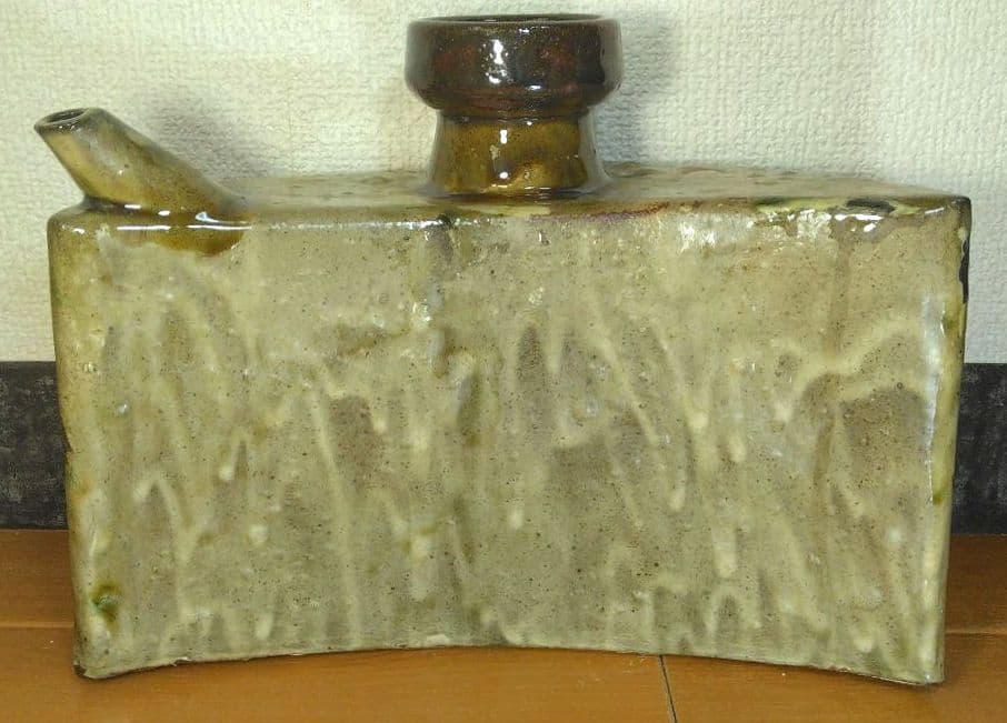 人間国宝 金城次郎 魚海老紋抱瓶 栞 共箱(本人書付) 壷屋焼 やちむん 大きい