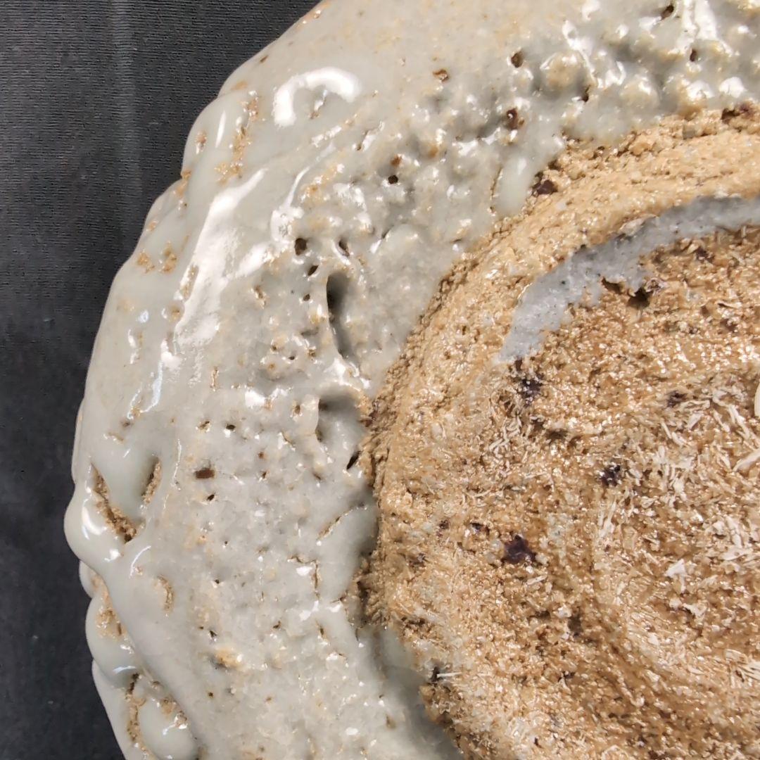 西岡小十 氏作 馬盥彫唐津茶碗 唐津茶碗 馬盥茶碗 白磁茶碗 合わせ箱付き