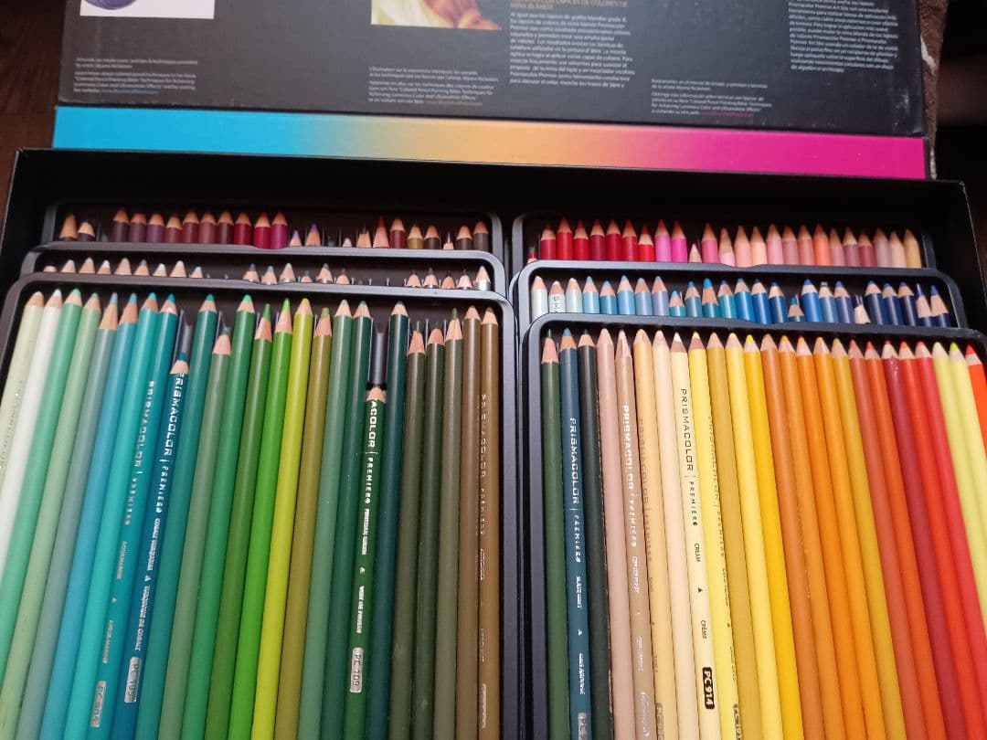 プリズマカラー150色