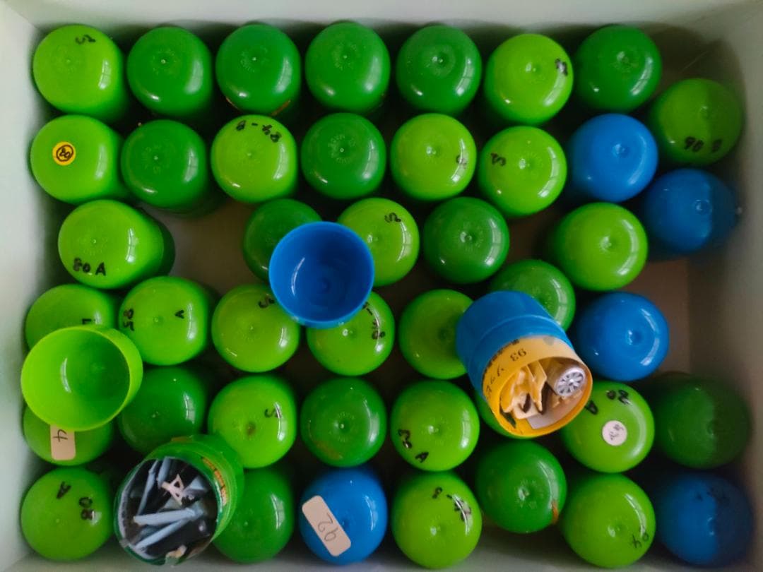 フルタ チョコエッグ 戦闘機 旅客機 戦車 宇宙 電車 約213個