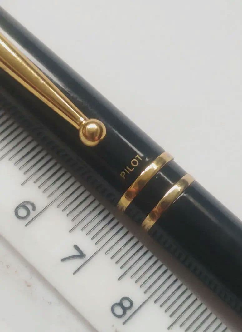 【昭和・レトロ・逸品】ブラックボールペン 金色装飾 約14cm