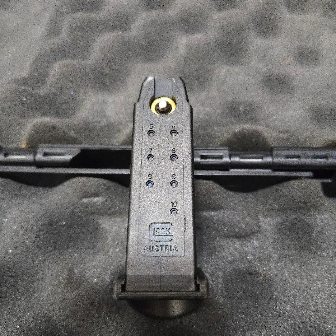 東京マルイGLOCK 26 ガスガン ガンケース・BB弾ローダー・ガス予備缶あり