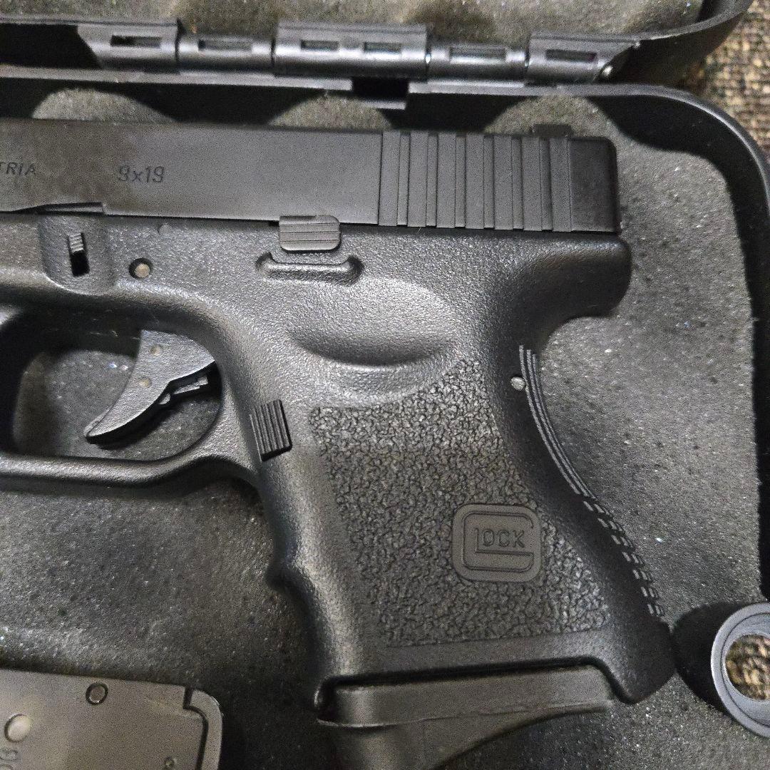 東京マルイGLOCK 26 ガスガン ガンケース・BB弾ローダー・ガス予備缶あり
