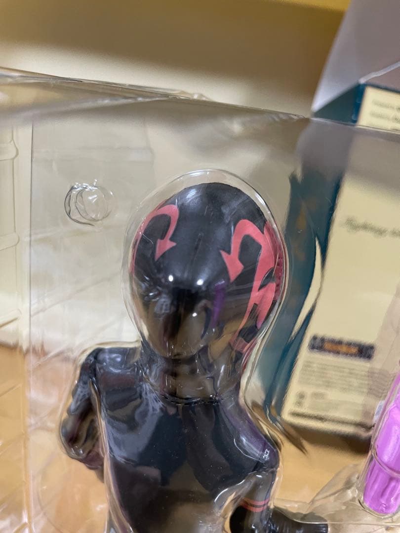 gram限定 ギャングキング　ゾンビくん　ピンク　ソフビ　クローズ