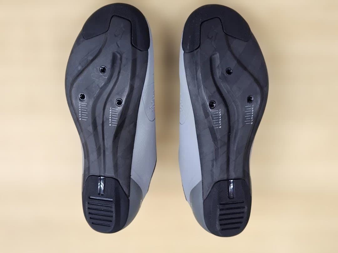 新品　Specialized ロードシューズ TORCH グレイ　37